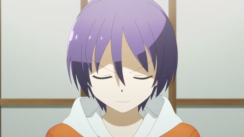 Tonikaku Kawaii: Seifuku Episodio 1